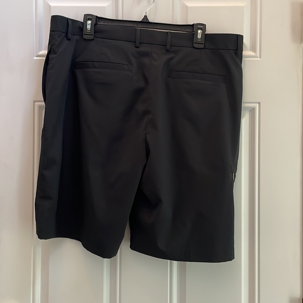 Greg Norman Men’s Shorts Black Size 38 - Picture 3 of 4